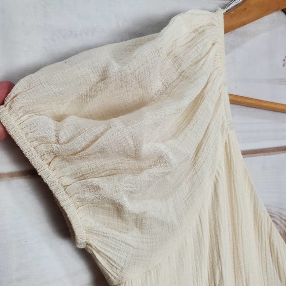 Lulus Dress Womens Size Small Cream Lace Puff Sleeve Ruffle Mini Short Woven - Picture 7 of 13